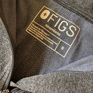 FIGS Salta Seamless ¼ Zip limited edition Navy ~ Small